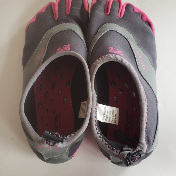 Body Glove 3T Barefoot Cinch size 8 - Picture 2 of 6